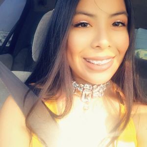 Meet your Posher, Ariana